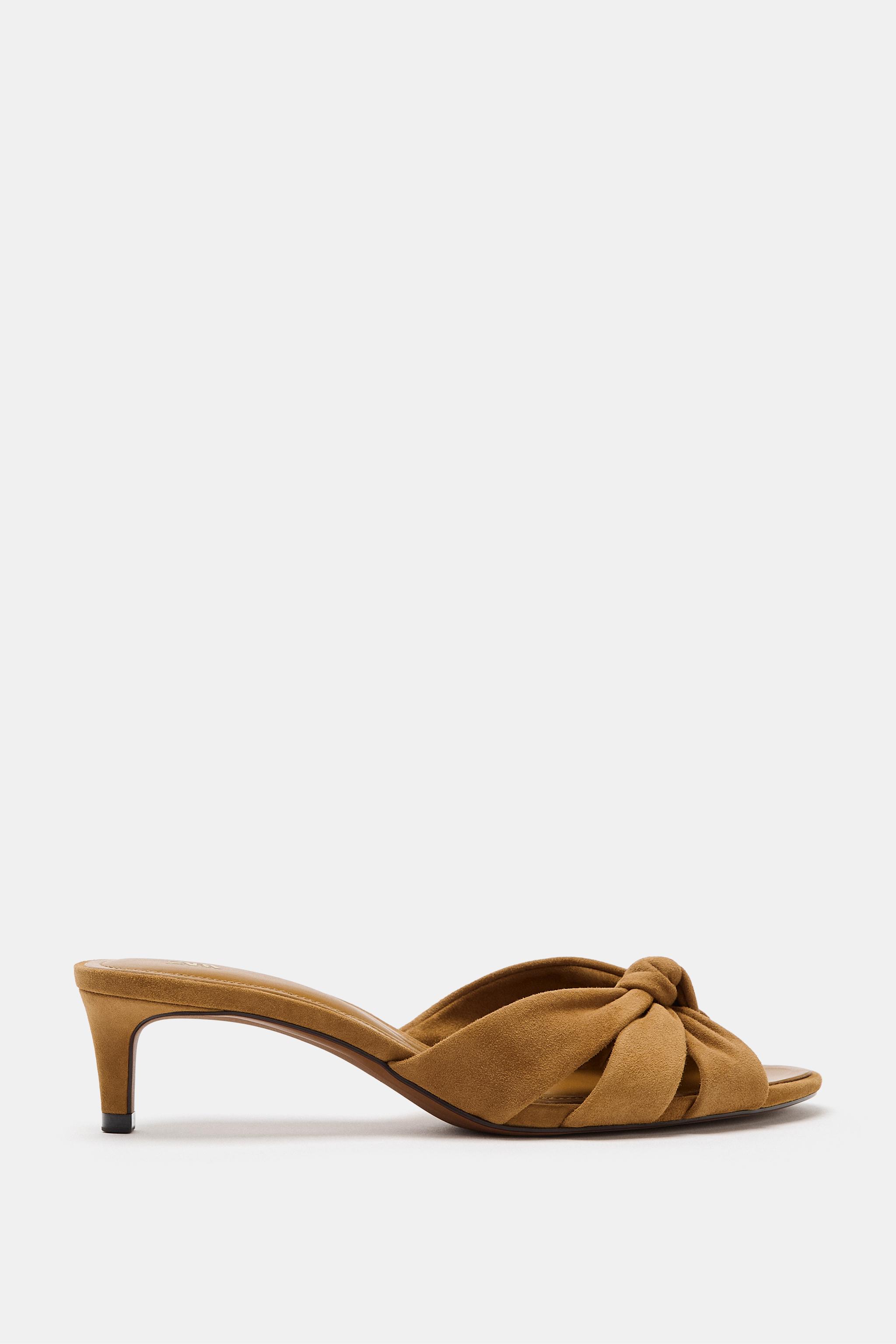 KNOTTED LEATHER SANDALS